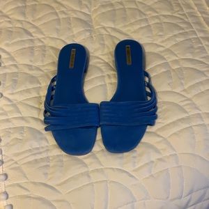 Tahari New Never Worn Sandals